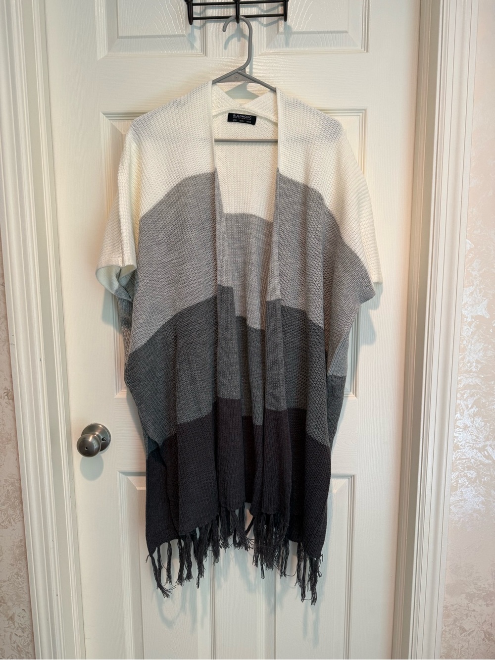 Bloom Chic Striped Fringe Knit Poncho - Neutral Gray & White